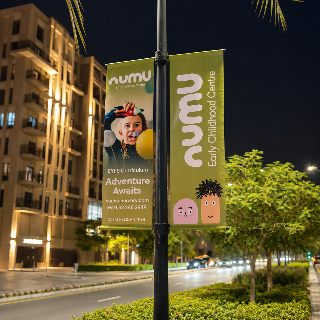 Lamp post Banner